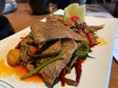 -云海肴·汽锅鸡·云南菜(天山百盛优客店)