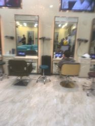 -SOLO Hair Salon