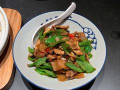 -鸽子侯·家宴·平价海鲜(市图书馆店)