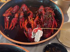 -巴厘龙虾·榜首油焖大虾(音乐学院·沿江酒馆店)