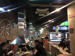 -马路牙子烧烤音乐酒馆(望京店)