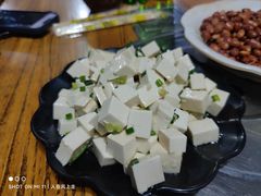 -黄小串·烤串海鲜涮牛肚(升龙广场店)