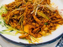 京酱肉丝-王村姑老土炕莜面村(张北店)