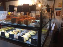 面包甜点陈列柜-仙峰天然面包(迎宾路店)
