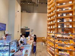 面包甜点陈列柜-1-7Bread(深业上城店)