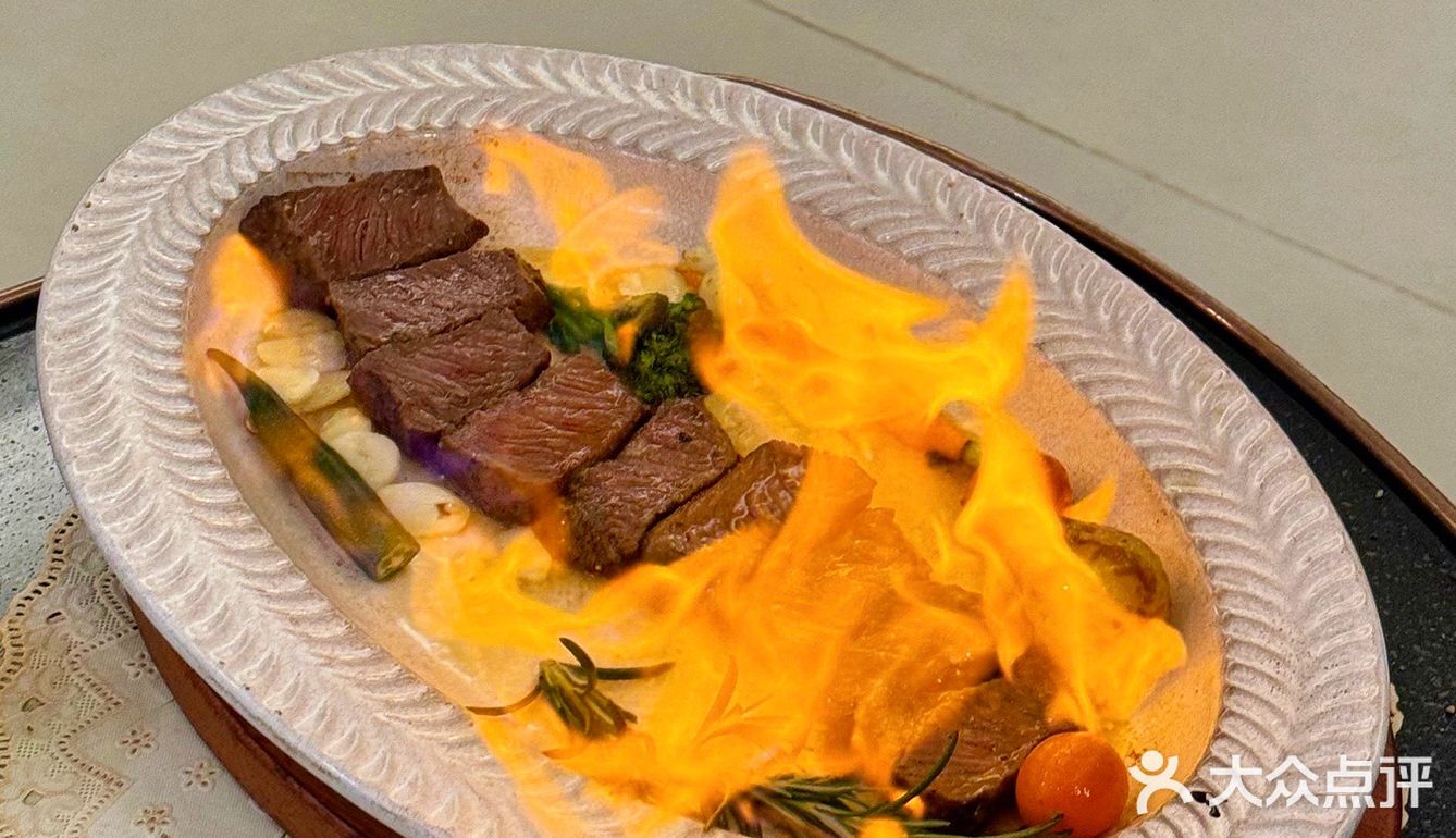 浪漫🌹这个词是说东莞这家西餐厅‼️