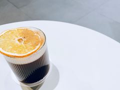 香橙肉桂红美式-Seesaw Coffee(芮欧百货店)