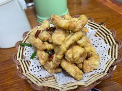 -胡子饮食店
