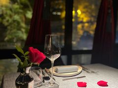 -弦月窗LUNETTE BY AMANDA(复兴路店)