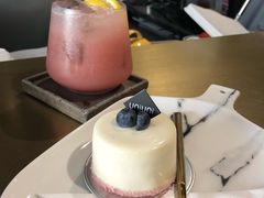 -UNI UNI(环亚凯瑟琳店)