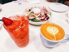 乌龙草莓乳酸菌-théATRE茶聚场·餐厅(环球金融中心店)