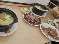 -闫家驴肉老店(华电一校店)