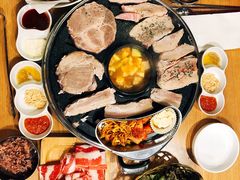 -江南猪肉商会无限续吃(弘大店)