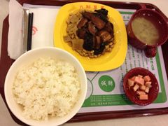 -六和餐饮(东城根店)