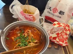 -小燕子重庆水瓢米线(冠城大通蓝郡店)