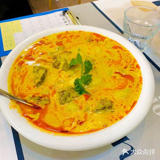 泰杏运泰国菜馆
