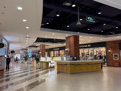 -燕莎奥特莱斯购物中心