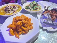 -巴特餐饮6加1音乐餐吧·新疆菜
