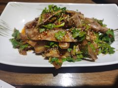 凉拌猪耳朵-辣得叫湘菜(观海卫店)