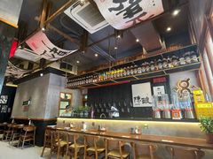 -8PINTS八品脱·日料·烧鸟·精酿小酒馆(莘庄店)