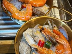 -领鲜活海鲜榴莲自助火锅(东门店)