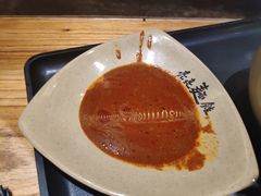 -亮亮面馆(经六路店)