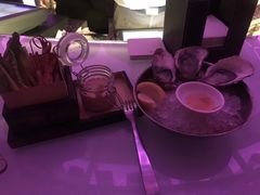 生蚝-非常时髦餐厅VUE Restaurant(外滩茂悦大酒店)
