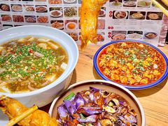 -小三峡食府(西五路店)