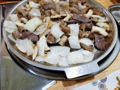-24 新村雪浓汤(长白山烤肉店)