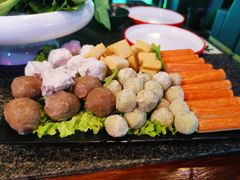 -路边边地标烧烤·川菜·小龙虾·音乐酒馆(良乡长虹店)