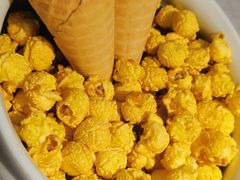 鲜果甜筒沙拉-玉玲珑(陆家嘴店)