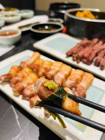 你知道野山葱包五花肉是哪路子吃法吗