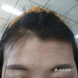 易上色，不防水～这个眉笔有好多色号，也有浅色系的
