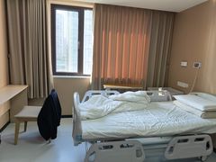 -上海大学附属上海和平眼科医院