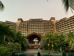 -三亚湾海居铂尔曼度假酒店