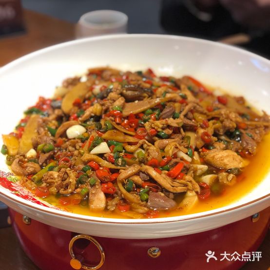 金味老饭铺(晚报店)
