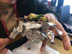-油梨树 AVOCADO TREE(亮马桥店)