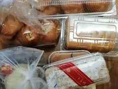 -红宝石·鲜奶小方·海派西点房(金杨店)