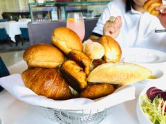 -AZUR聚(香格里拉饭店)