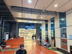 -奥冠体育华师附中恒温游泳馆