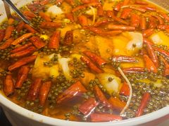 沸腾鮰鱼-解香楼(八盘岭路店)