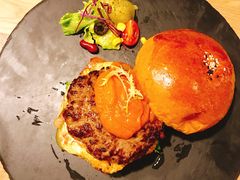 -HIGH FIVE哈福手工汉堡(桂林路店)