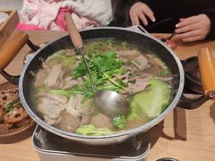 -川堂风·跷脚牛肉·乐山爆炒(宝山日月光店)