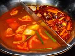 台式麻辣锅-湊湊火锅·茶憩(杭州湖滨银泰in77店)