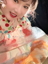 点击看大图 -持熹光年写真体验馆