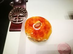 绿豆蛋黄酥-BC烘焙伴手礼(新光天地店)