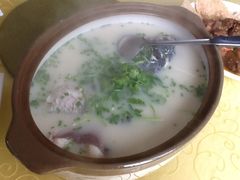 天目湖鱼头汤-天目湖刘老四农庄