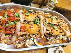 -老东镇啤酒屋海鲜加工·蒸汽海鲜·海鲜烧烤(台东店)