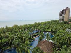 -三亚湾海居铂尔曼度假酒店