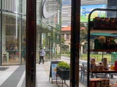 -星巴克(上海长宁来福士1F店)